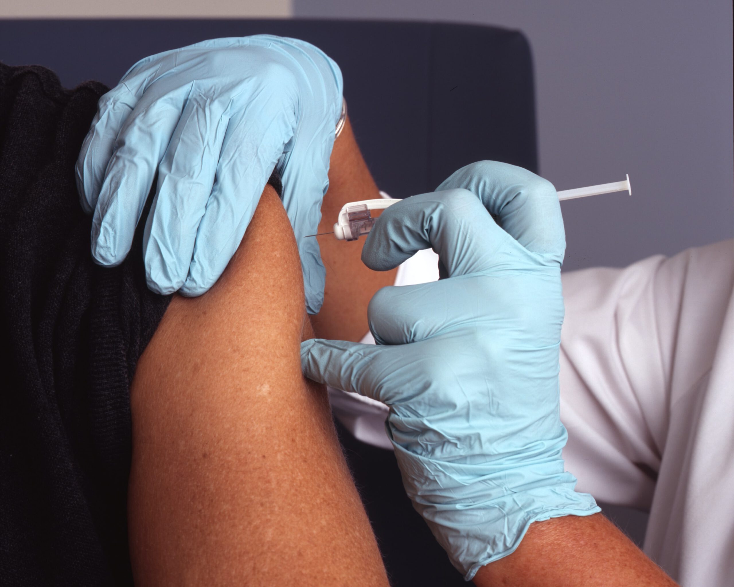 cancer treatment cure virus vaxinia